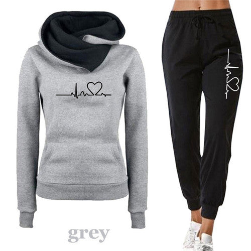Women's hoodie and pants tracksuit set - grey colorway with heartbeat print
